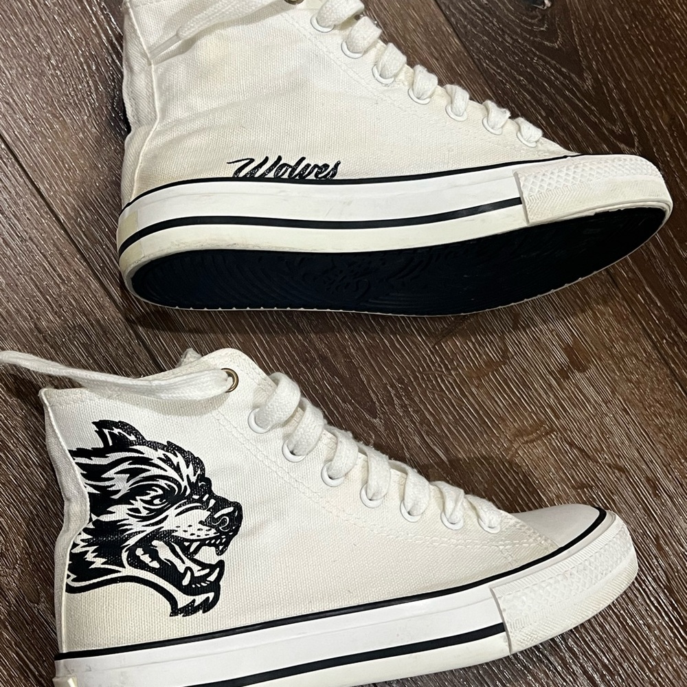 Wolves darc sport White High-Top Sneakers with Black wolf Design size 8 - Picture 12 of 13